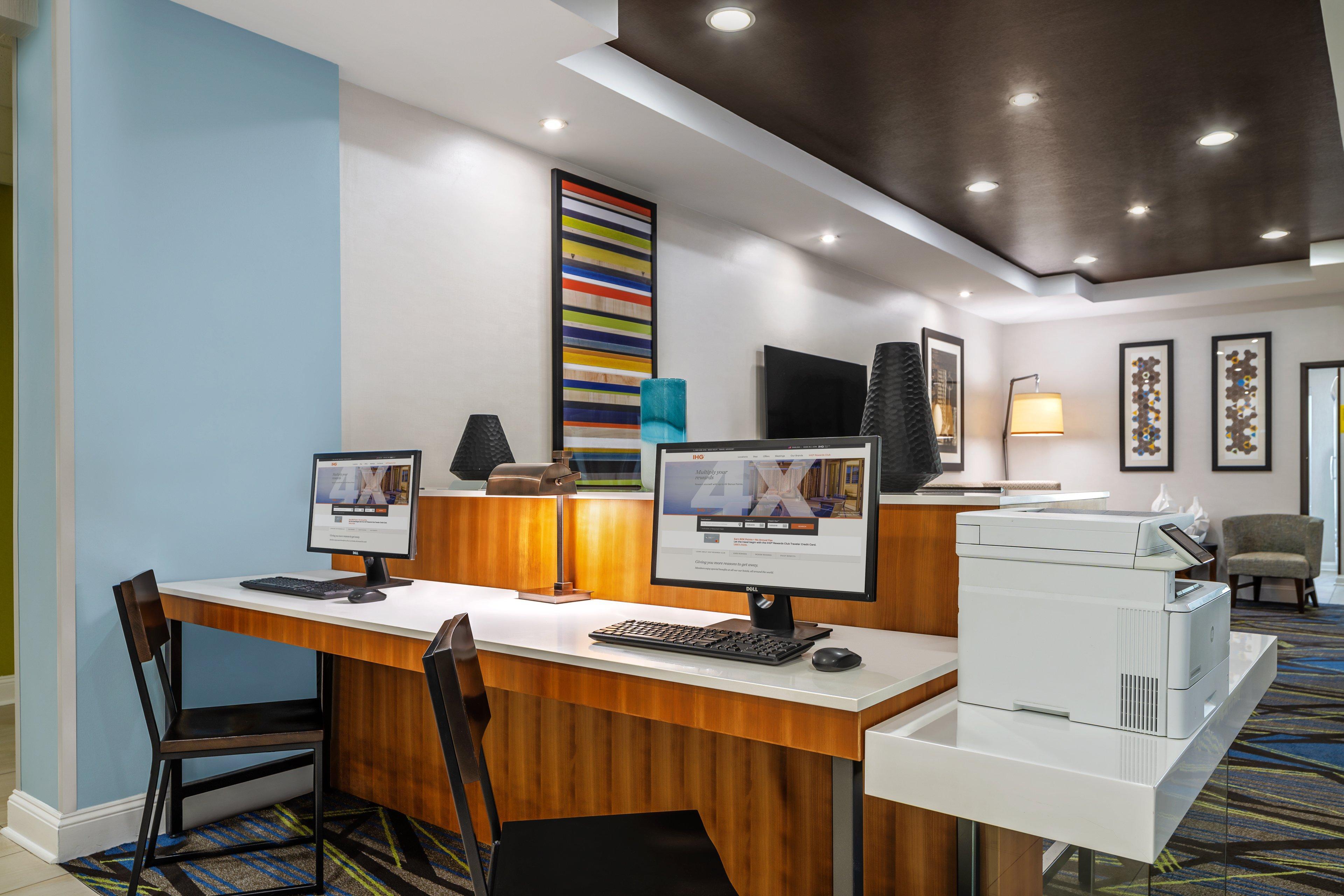 Holiday Inn Express & Suites Florence By Ihg Zewnętrze zdjęcie