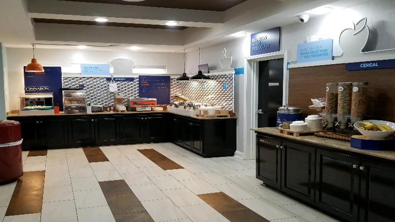 Holiday Inn Express & Suites Florence By Ihg Zewnętrze zdjęcie